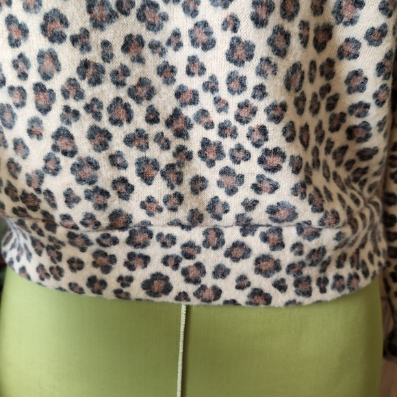 Gaze Leopard Print Sweater Size XS - Picture 3 of 8